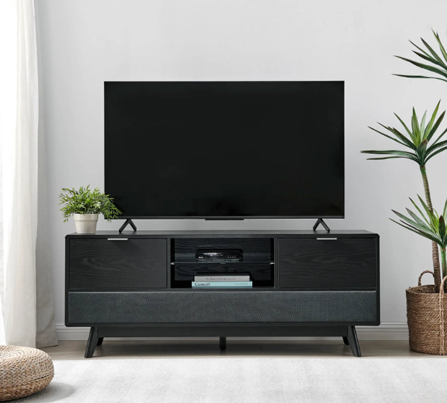 Larsen TV Stand